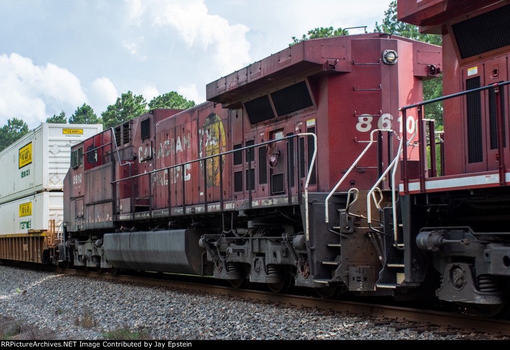 CP 8610 trails on a northbound intermodal  